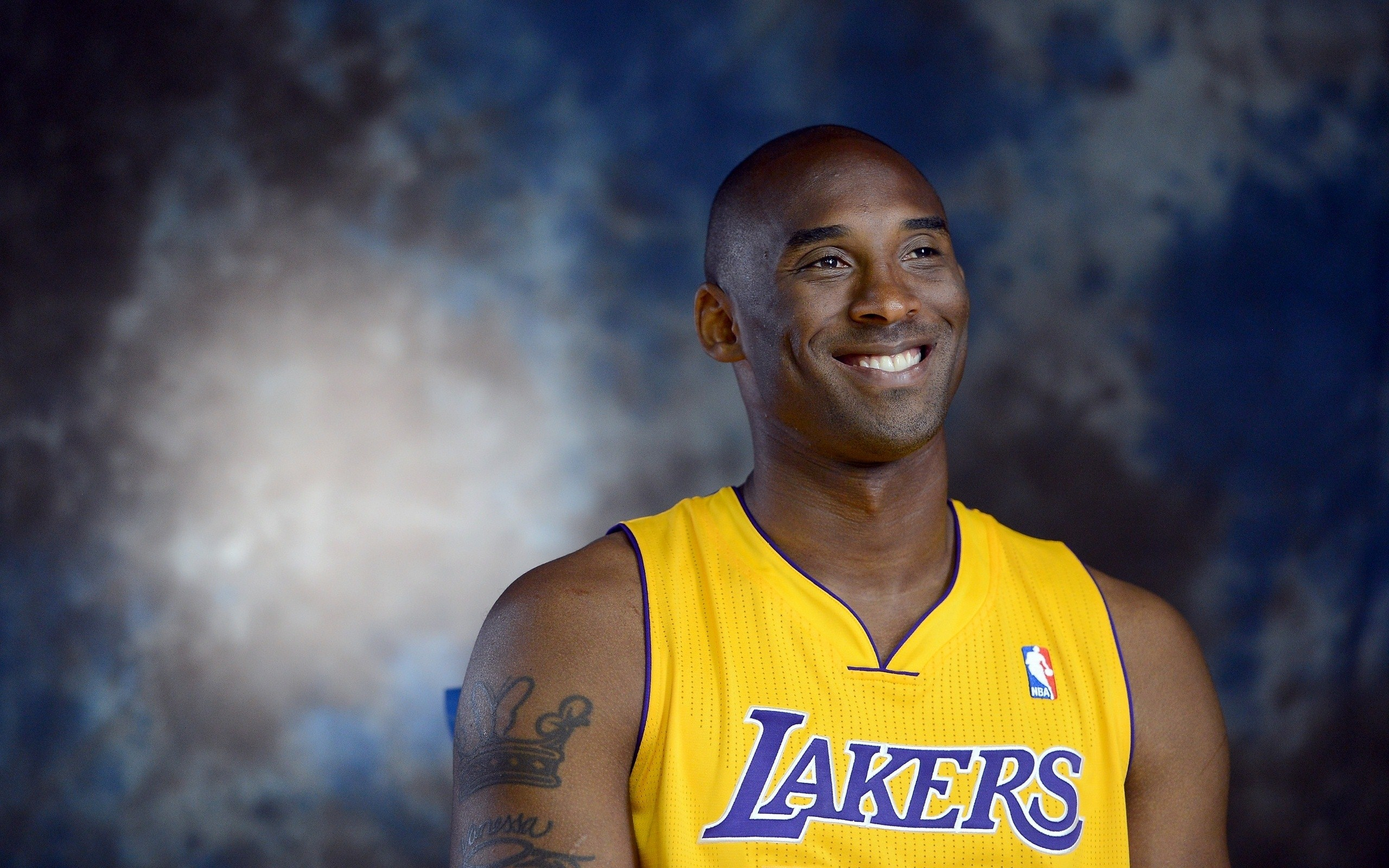 步坚持青训 步坚持青训