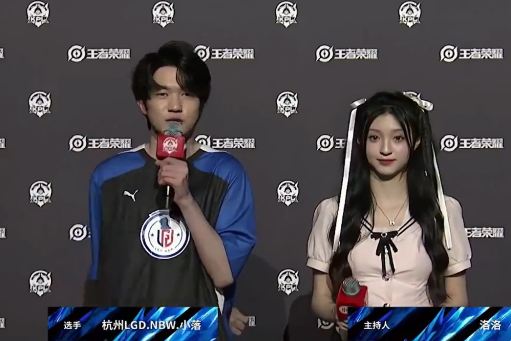 这位年轻且 这位年轻且